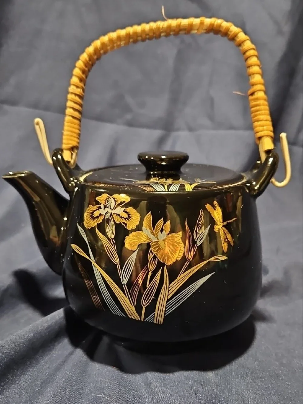 Black and Gold Floral Porcelain Tea Set with Woven Handle